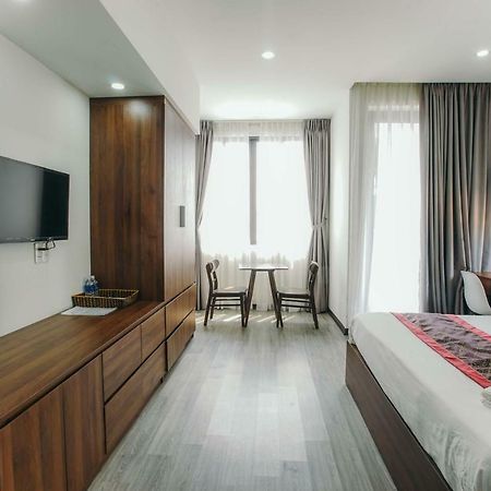 Royal Lion Hotel & Apartment ダナン市 エクステリア 写真