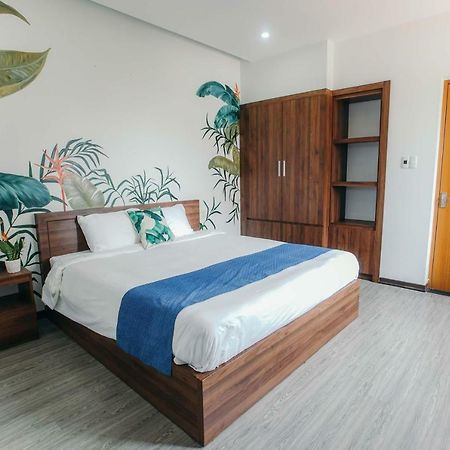 Royal Lion Hotel & Apartment ダナン市 エクステリア 写真