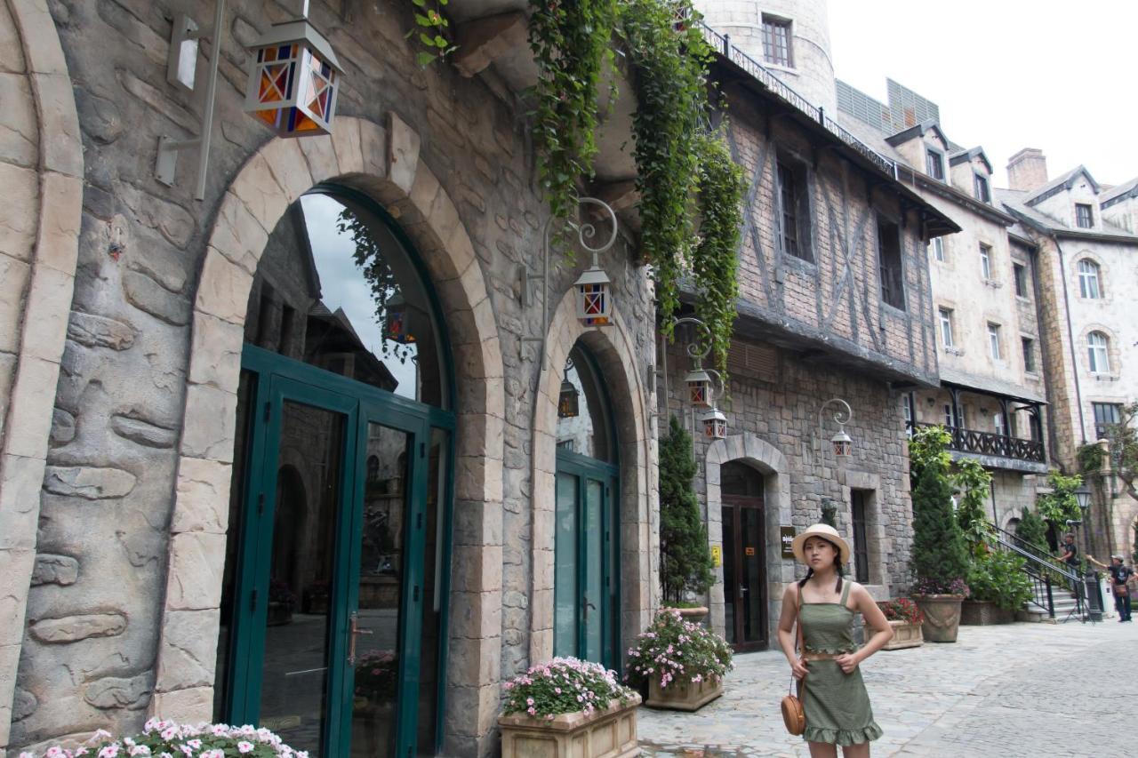 Royal Lion Hotel & Apartment ダナン市 エクステリア 写真