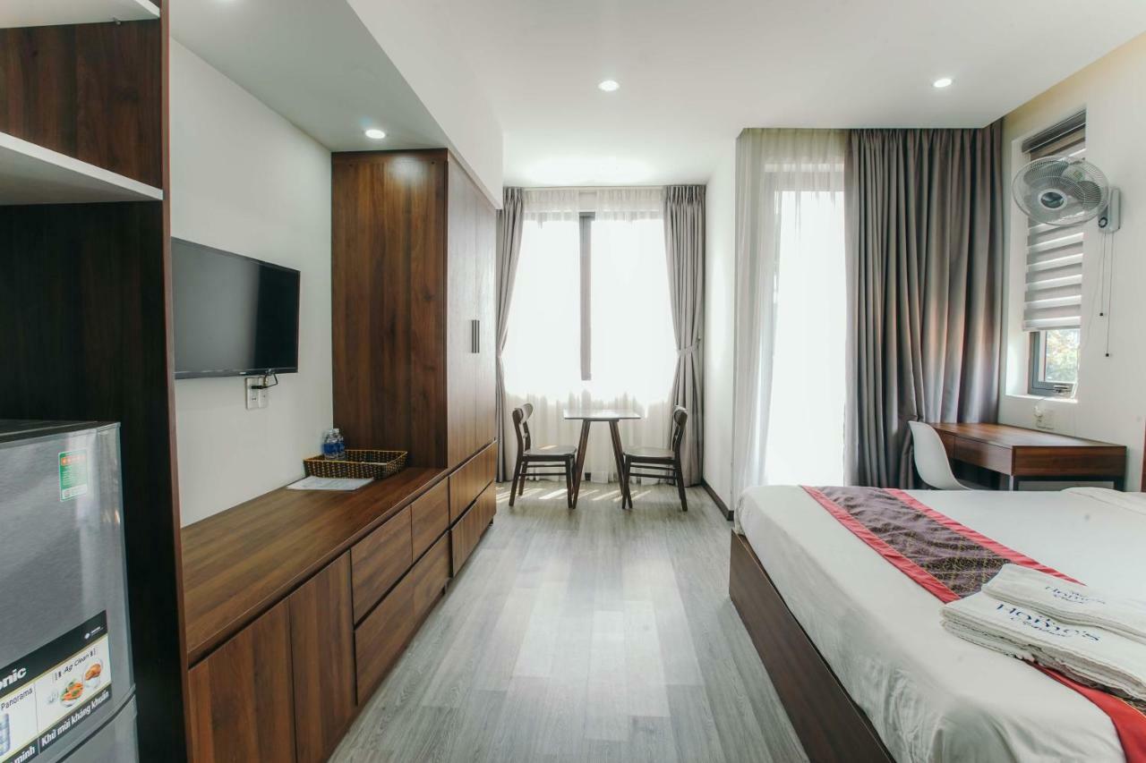 Royal Lion Hotel & Apartment ダナン市 エクステリア 写真