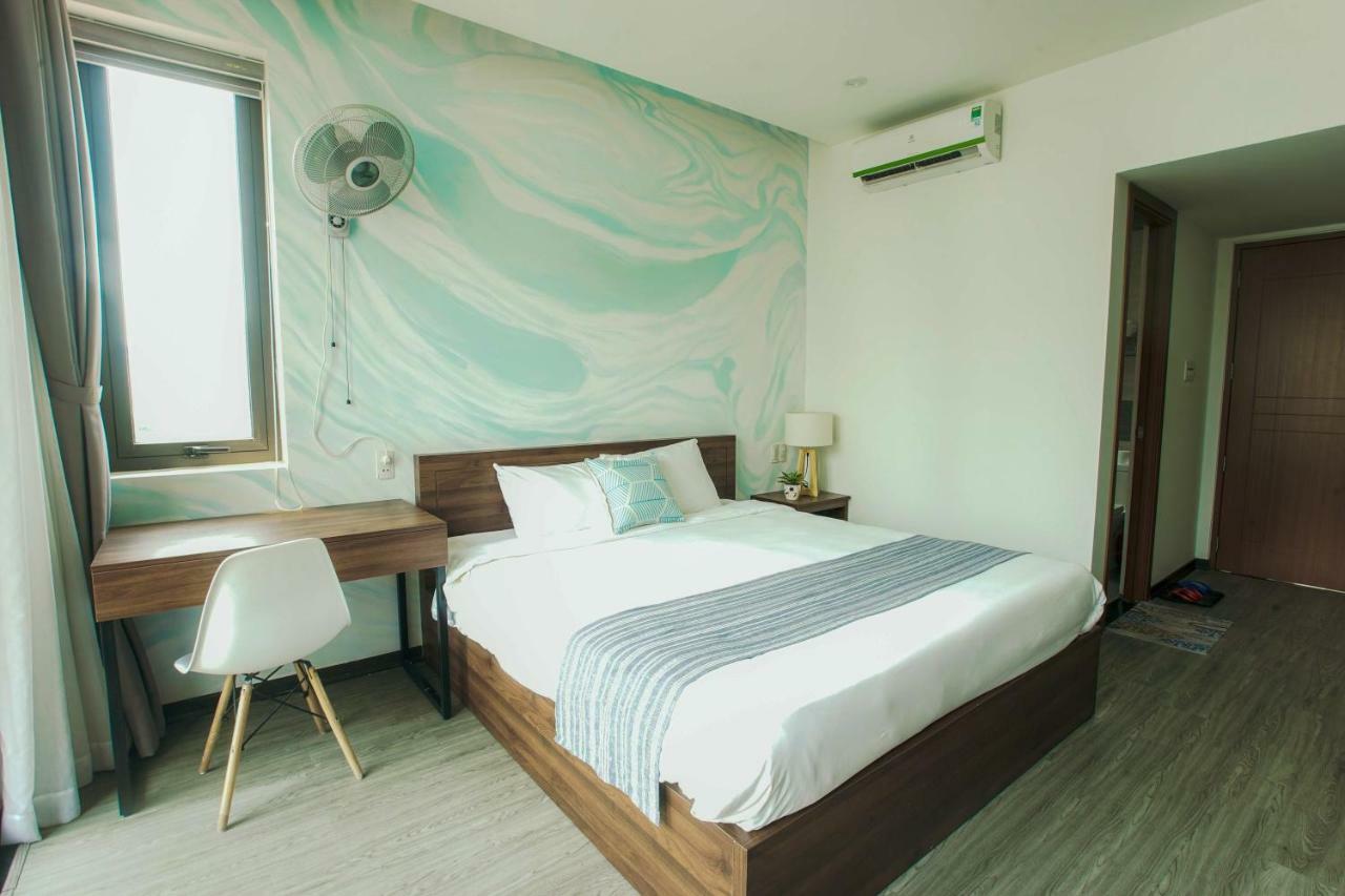 Royal Lion Hotel & Apartment ダナン市 エクステリア 写真